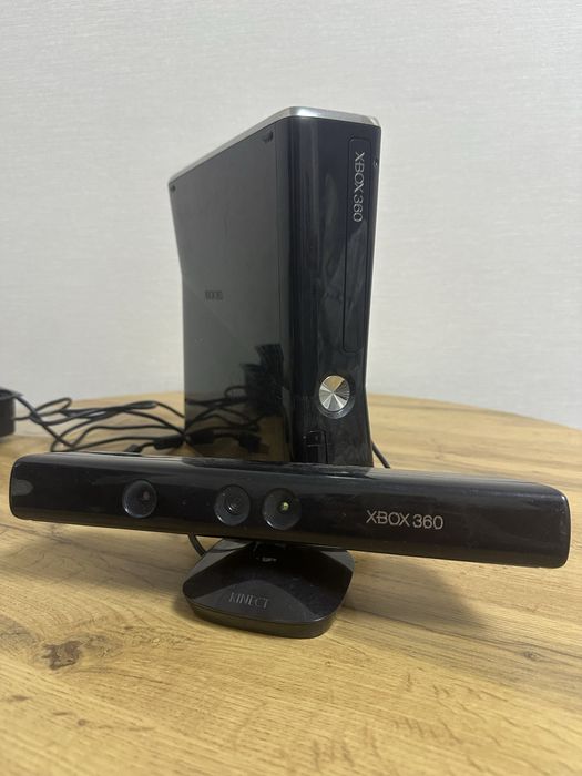 Xbox 360 + Kinect