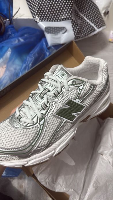 Кроссовка New balance