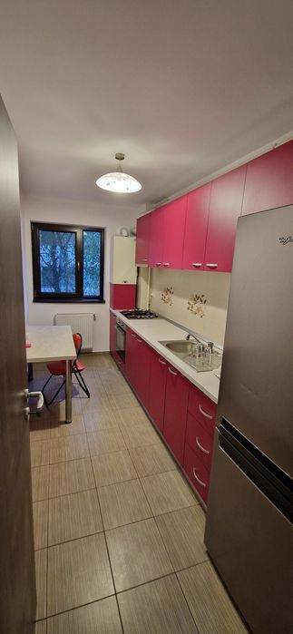 Inchiriez Apartament cu doua camere