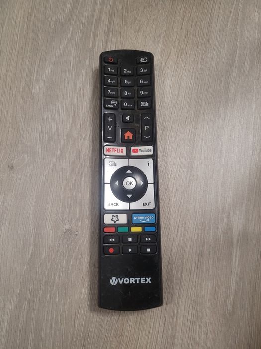 Telecomanda smart TV Vortex, 50 lei, valabil doar in Cluj