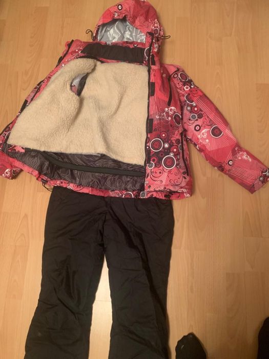 Продам лыжный костюм