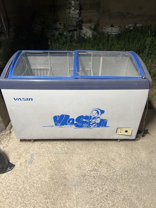 Морозильник продам