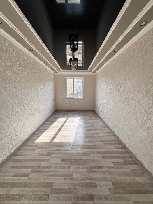 Bekobod shahar 3 mkrn. 3 xonali uy