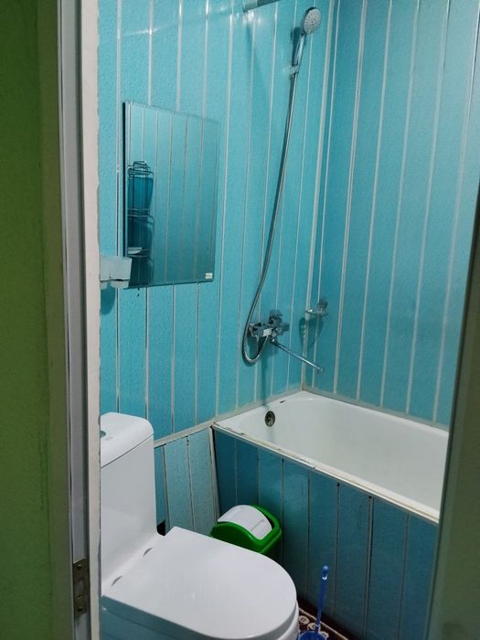 1 xonali kvartira sotiladi