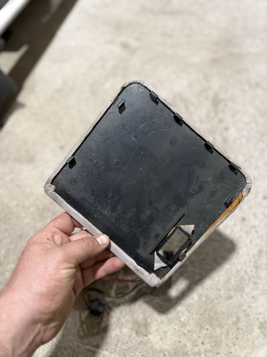 Моторчик с кнопкой на электро люк BMW e36