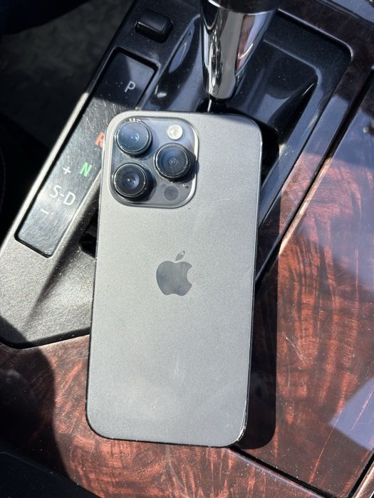 Продам айфон 14 про