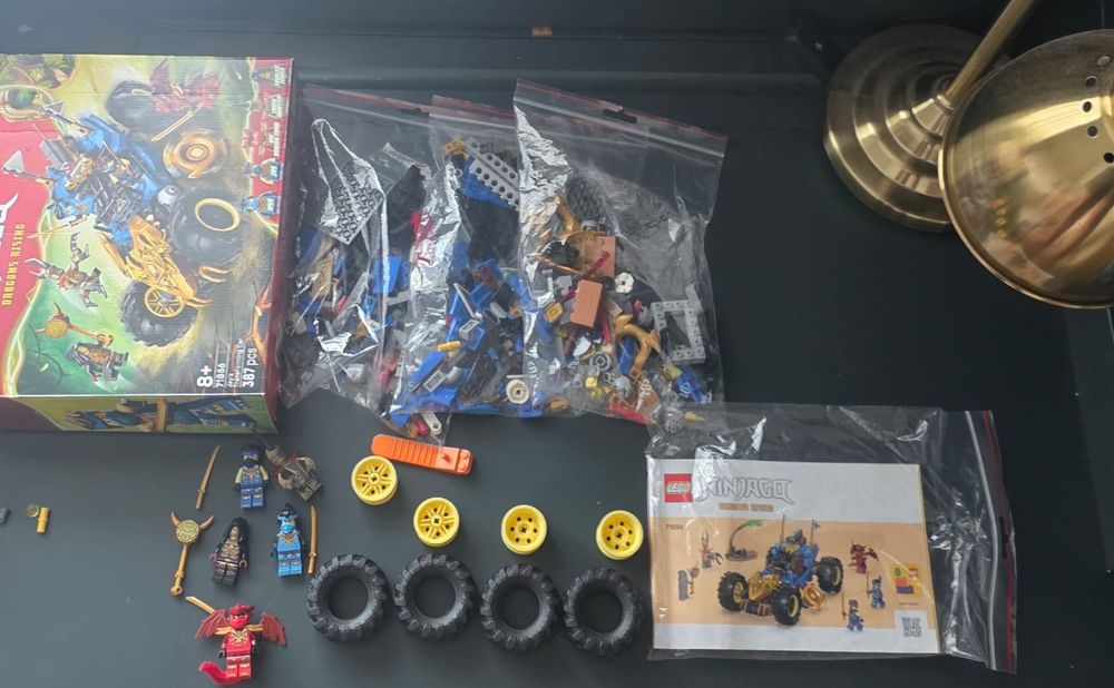 Lego Ninjago 71856 Jay’s transforming mech bike(complet deschis)