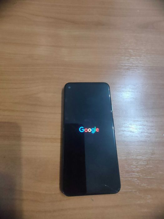 Google pixel 4a display fisurat/crapat