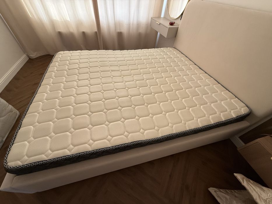 Продам Матрас 160х200