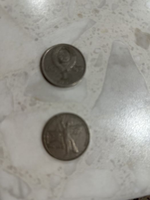 Продам монеты