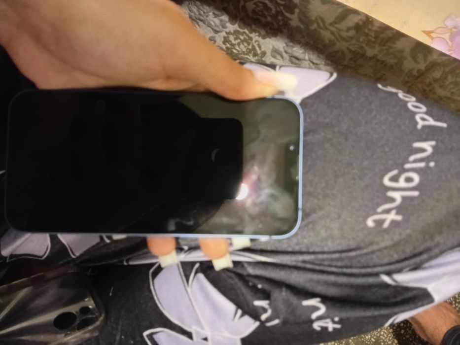 Iphone 13,albastru,arata impecabil! Garantie plus 3 huse