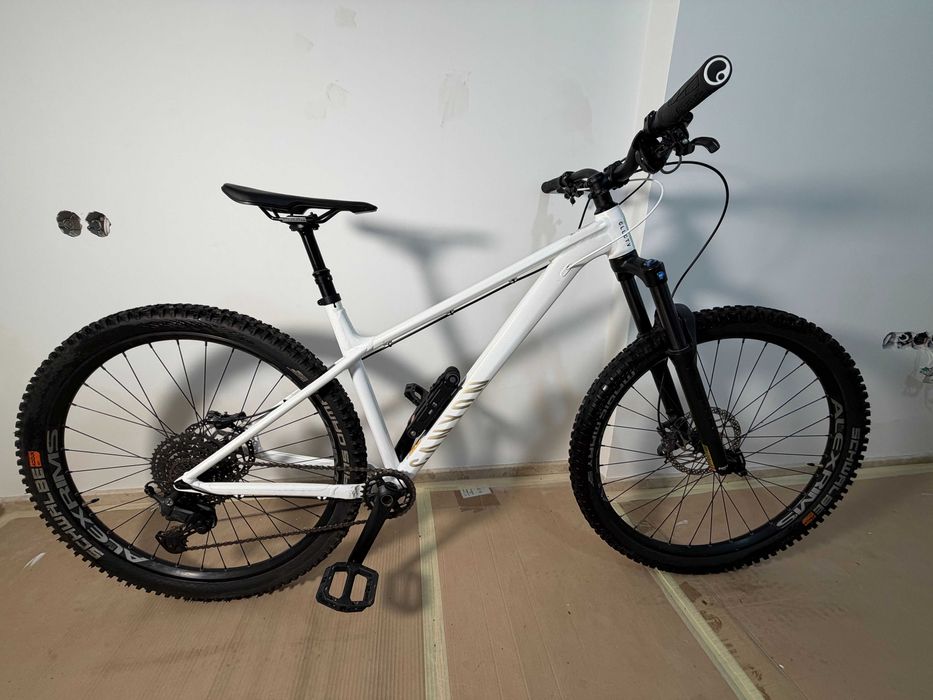 Canyon Stoic 2 2024 Размер L | Shimano XT | Dropper 170 мм | 29" MTB