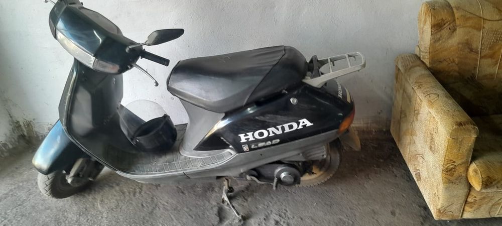 Продам скутор хонда