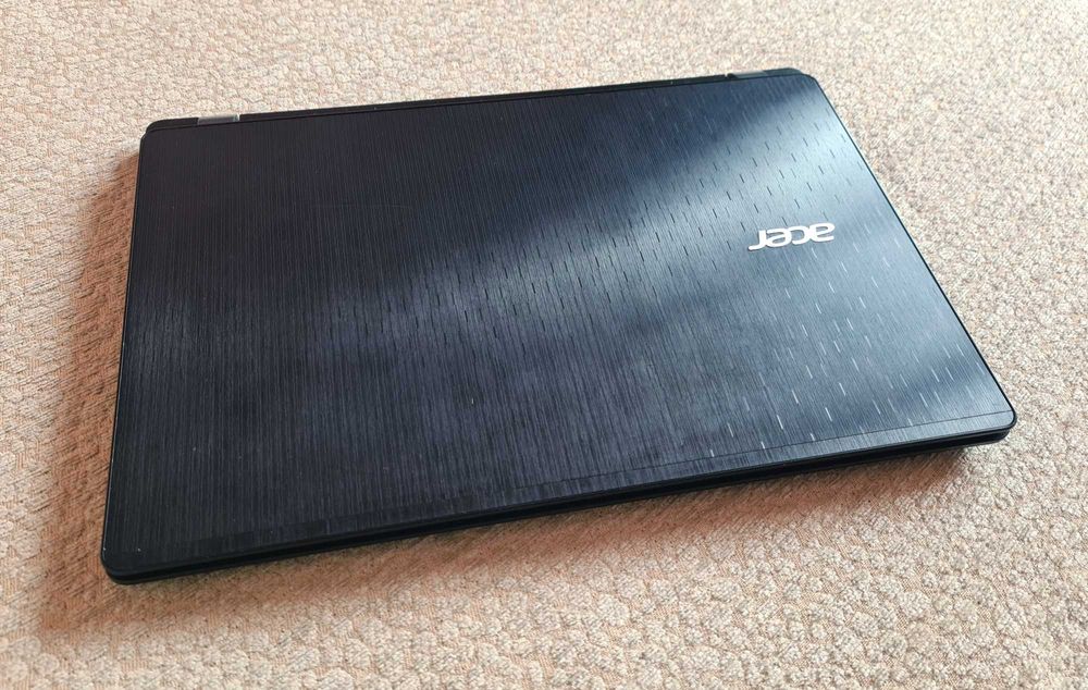 Laptop ultrabook Acer 13" Full HD, i5-6200u, 8 GB DDR3, 128 GB SSD