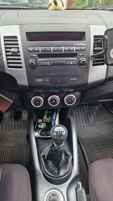 Mitsubishi oulander