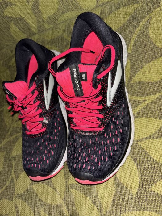 Дамски маратонки Brooks Glycerin 16