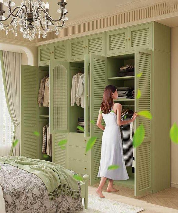 Большой шкаф для одежды в спальни\Shkaf kiyimlarga spalniga quishga