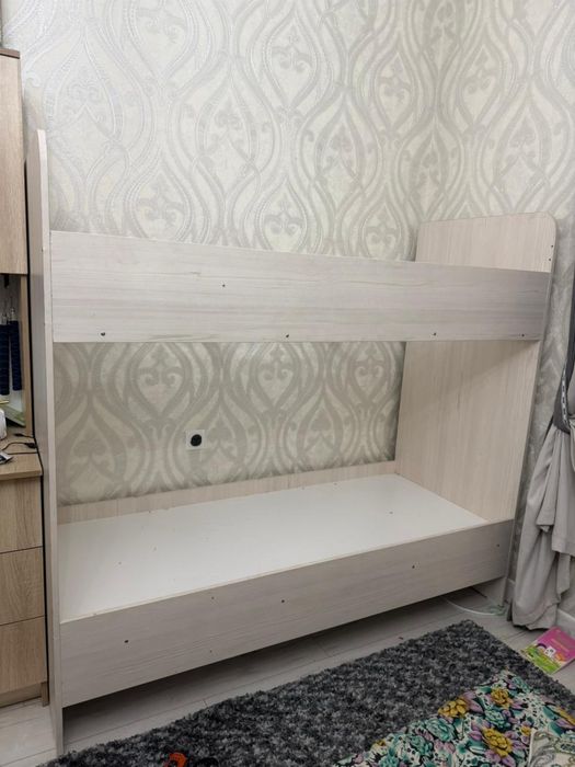 Продам двухяросную кровать