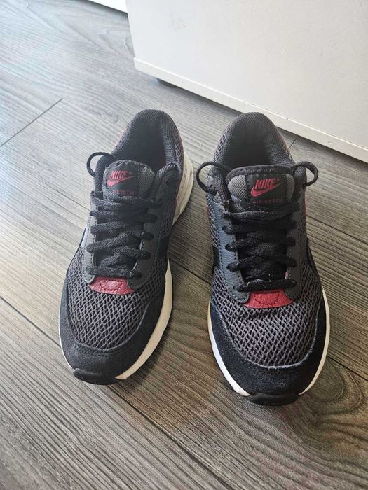 Маратонки Nike Air Max System GS DQ0284-003, черни, 36 EU