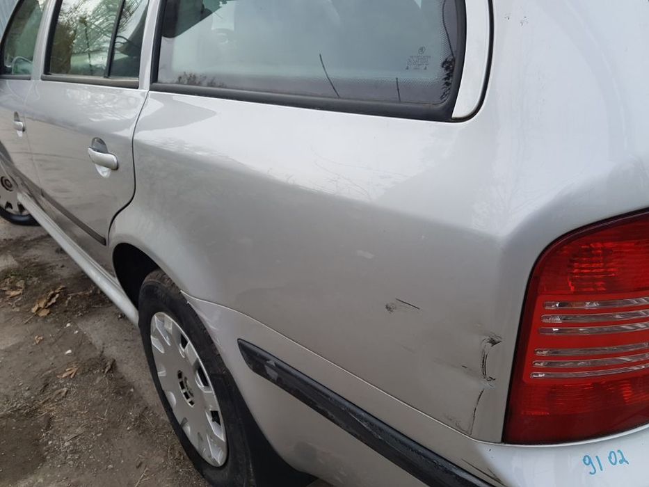 Aripa Stanga Spate Skoda Octavia 1 Break / Combi 1998 - 2005 Cod Culoare 9102