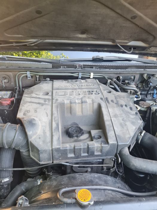 Mitsubishi pajero 3.2 did на части
