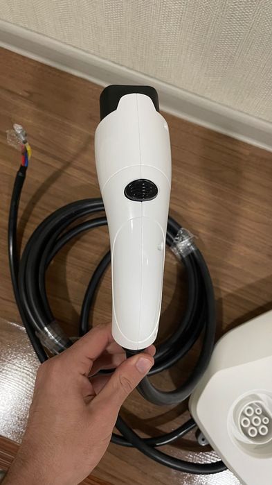 Оригинальная зарядка BYD для электромобиля (настенная, Wallbox)