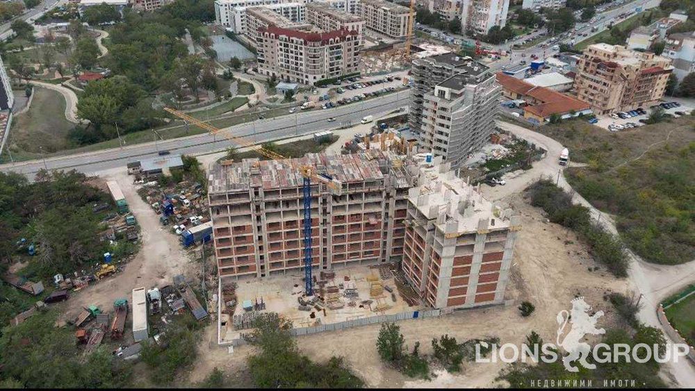 Дава се под наем Двустаен апартамент в Варна, Възраждане 4 - 71 кв.м за 89990 € - Снимка #2