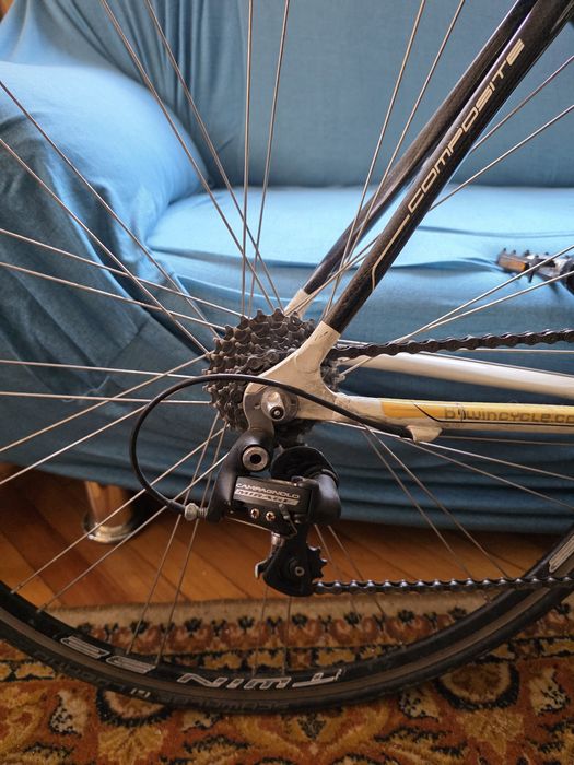 Vând  bicicletă Cursieră Decatlon