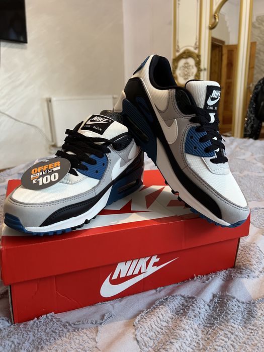 Adidasi Nike de barbatii marimea 39