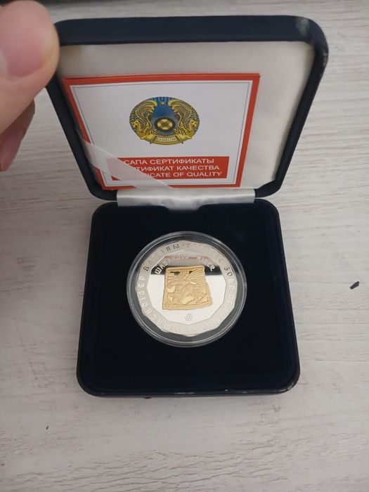 Монета Казахстана всадник