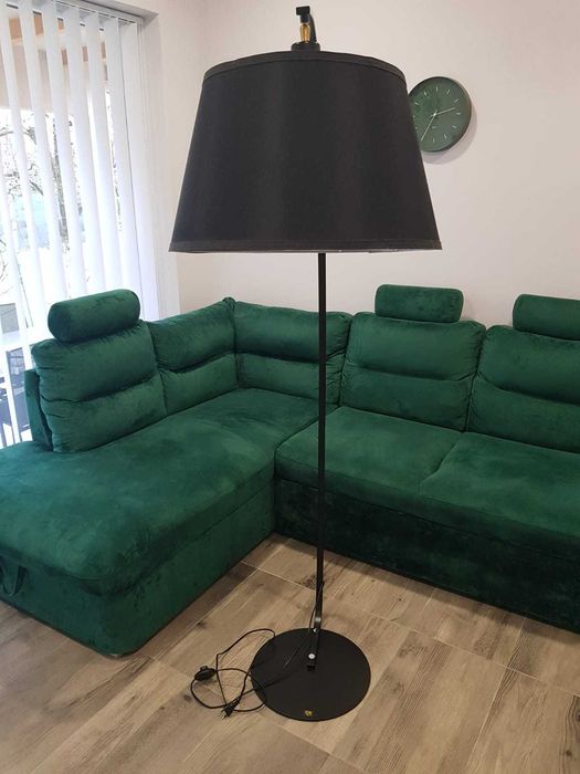 Lampa arcuita de podea