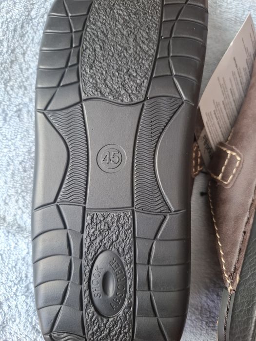 Продавам мъжки  чехли