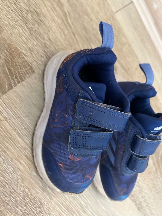 Маратонки adidas за деца