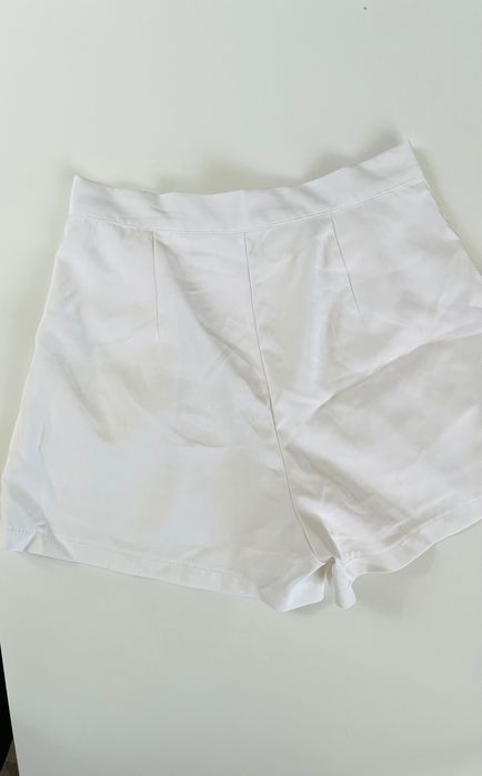 Комплект къси панталонки с елек