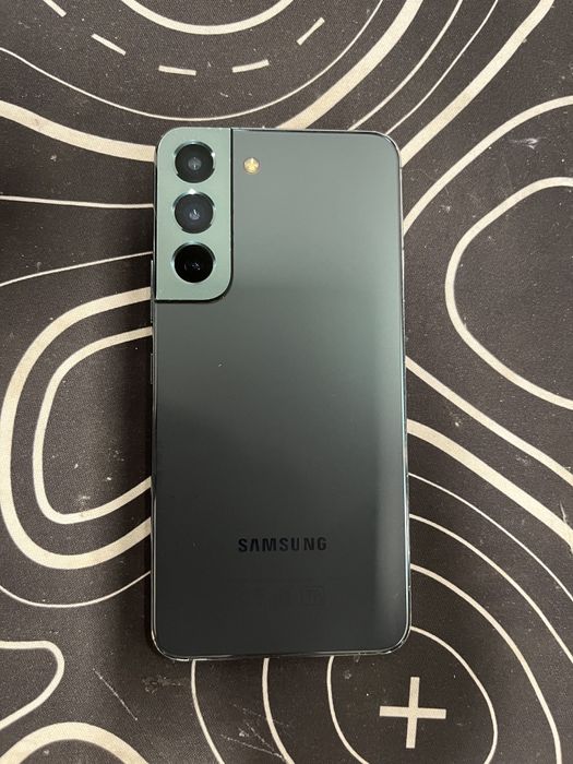 Samsung S22 huinya