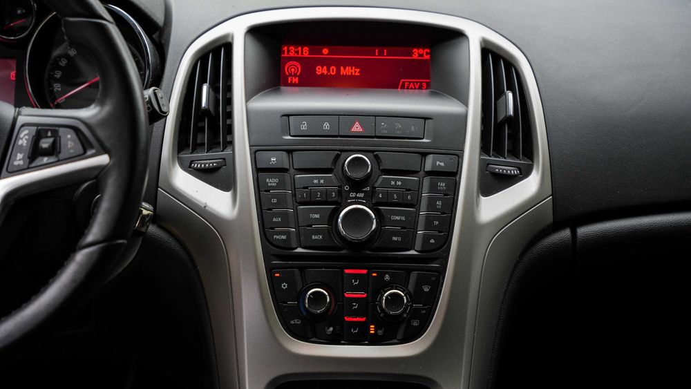 Opel Astra J 1.4 benzina