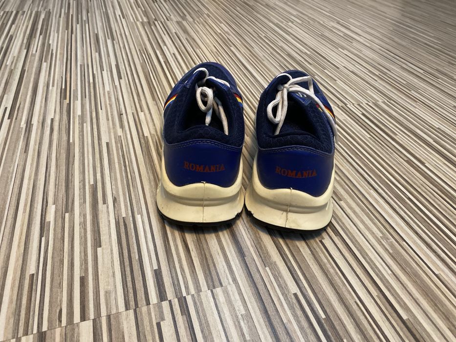 Adidasi piele militari