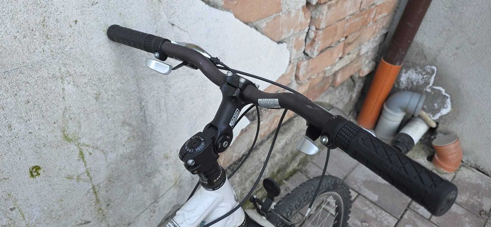 De vanzare bicicleta MTB Diamond Back de dama , marime M