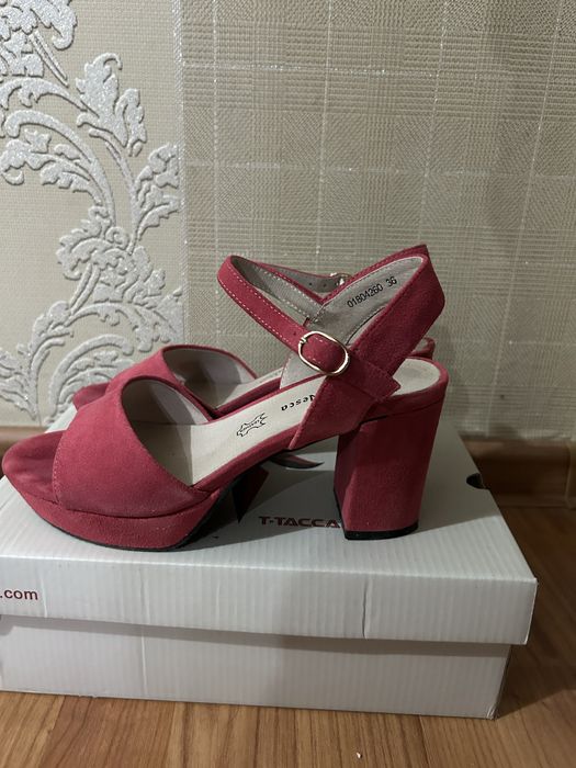 Туфли по 5000 тг