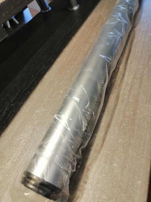 Продавам алуминиеви крака за офис, маса, бюро