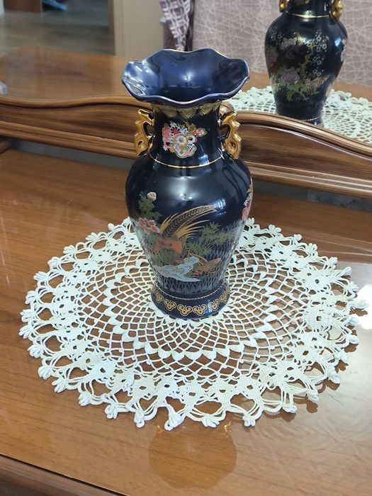 Кувшин/перламутр/и вазы