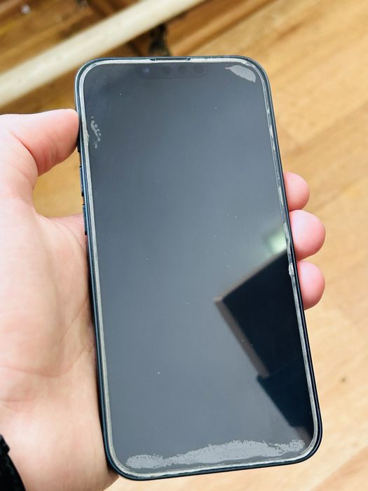 Айфооон 13 память 128 емкость 86%