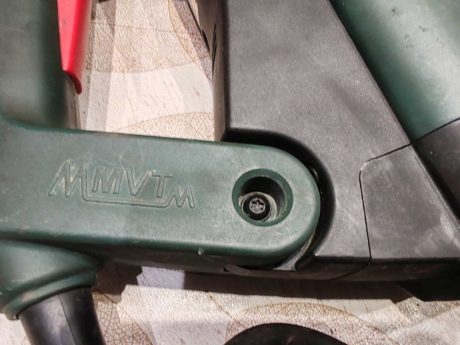 Metabo KHE 5-40 SDS MAX перфоратор и къртач.