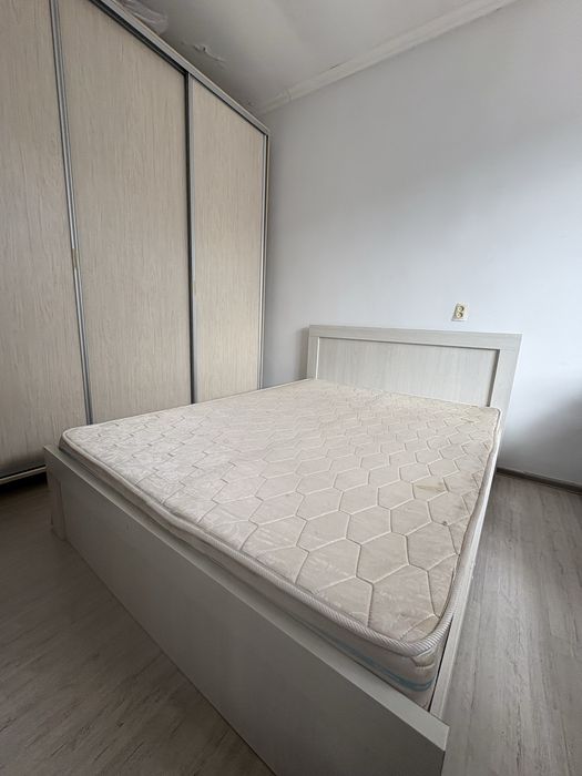 Продам кровать       буу