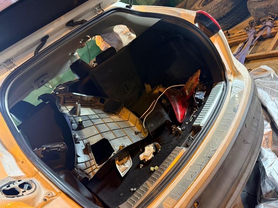 Мазда сх -5 на запчасти