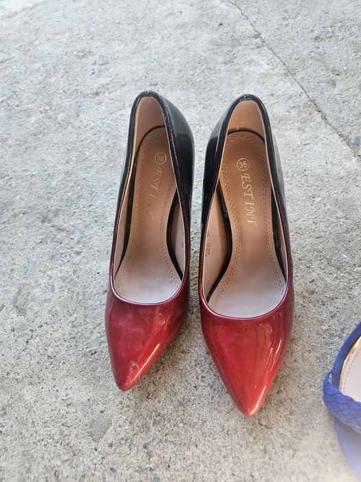 Pantofi  cu toc eleganți
