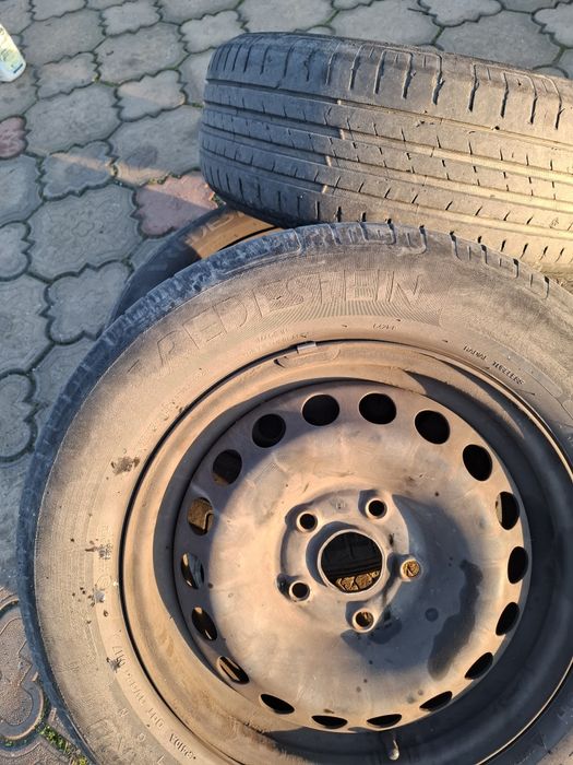 Vînd set 4 roți complete 5x112   amvelope de vara vw golf 7 ,195/65 R