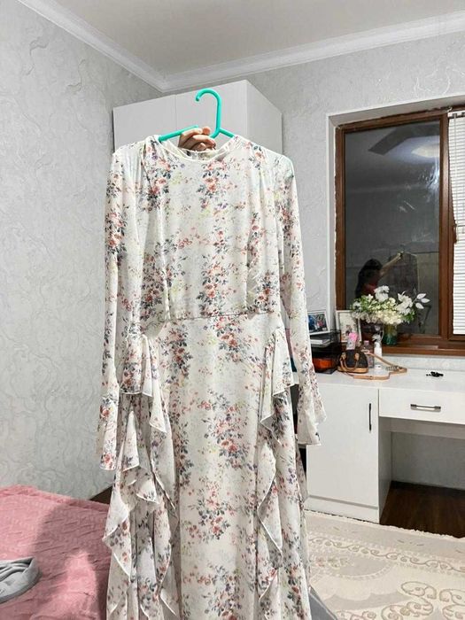 Женское платье бу