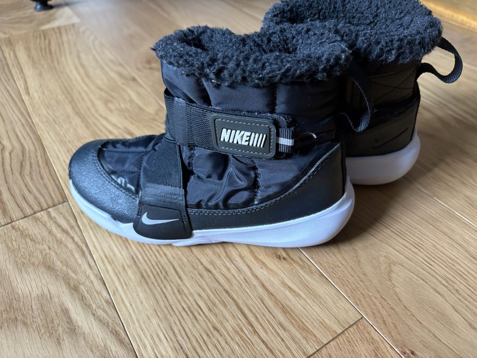 Зимни ботушки Nike