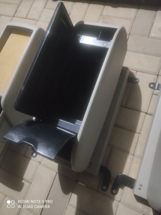 Бар, полка, бардачок